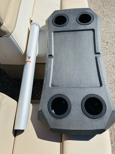 Bennington pontoon tritoon - bennington,
