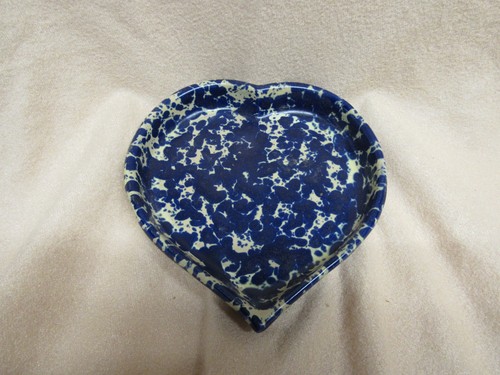 Bennington potters heart - bennington,